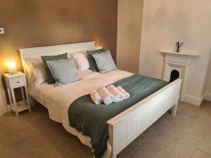 Katil atau katil-katil dalam bilik di Well decorated 2 bed home in Handbridge, Chester