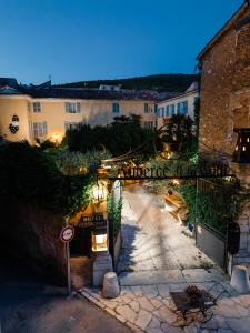 Gallery image of Auberge de la Tour in Aups
