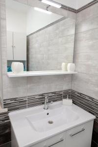 Koupelna v ubytování Rooms Carija
