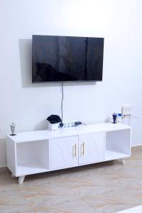 Fotografie z fotogalerie ubytování 1BR Apartment, Canopy apartments Meru near KeMU university Main Campus v destinaci Meru + 2 fotografie