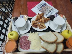 Makanan di atau di tempat lain dekat guest house