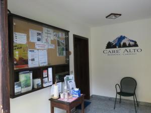 Certifikát, hodnocení, plakát nebo jiný dokument vystavený v ubytování Carè Alto