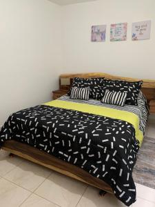 Postel nebo postele na pokoji v ubytování Bellísimos apartamentos céntricos en La Mesa