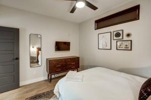 Gallery image of STUART 2 Bedroom 1 Bath with Full Kitchen in Denver