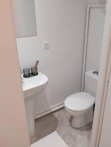 Ένα μπάνιο στο Collection Terreaux - No 2 Studio plein centre