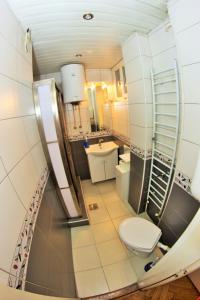 ห้องน้ำของ Apartman Panorama Glavna ulica