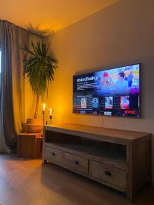 TV a/nebo společenská místnost v ubytování Grünes Stüble Allgäuer Alpen