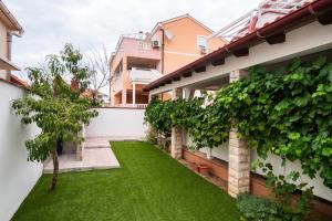 Zahrada ubytování Apartments Miljenka