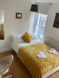 Katil atau katil-katil dalam bilik di Private Rooms in Euston, Central London (135)