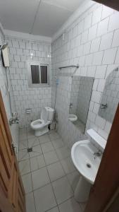 Vannituba majutusasutuses The Yafé Bastos 6 +7 fotot