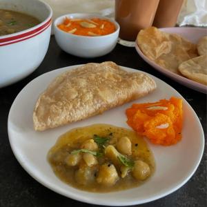 Φωτογραφία από το άλμπουμ του Luxury Apartment in Bahria Town, Lahore στη Λαχόρη