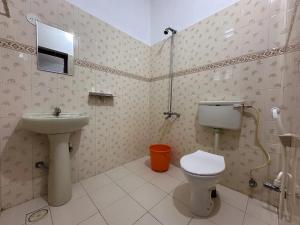 Koupelna v ubytování Varkala Villa + 37 fotografií