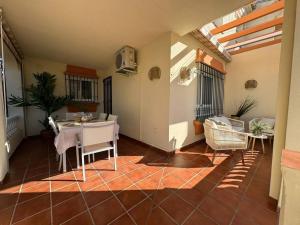 Posezení v ubytování Nuevo Torrox Deluxe Beach & Piscina