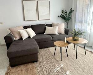 Posezení v ubytování Nuevo Torrox Deluxe Beach & Piscina + 25 fotografií