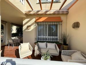 Posezení v ubytování Nuevo Torrox Deluxe Beach & Piscina