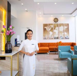 Členové personálu v ubytování RHM Luxury Hotel And Suite