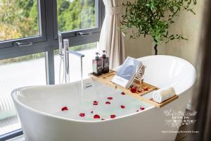 Fotografie z fotogalerie ubytování Devon Inn v destinaci Khu Chi Lăng + 37 fotografií