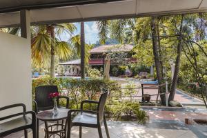 Zahrada ubytování Pangkor Sandy Beach Resort
