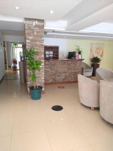 Lobbyen eller receptionen på Hotel Maracas + 128 billeder