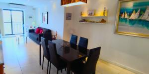 Zona de estar de Unobstructred seaviews, 2BR, Kingbeds, Fully ACd