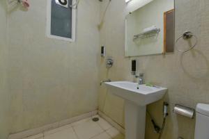 Baðherbergi á Hotel A4U sector 45 Gurgaon