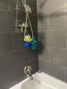 Koupelna v ubytování Belle Isle Cottage - 1905 Historic Home near city