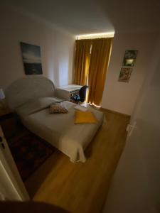 Ένα ή περισσότερα κρεβάτια σε δωμάτιο στο Chambre privative (pré de la Gare Matabiau SNCF) 1