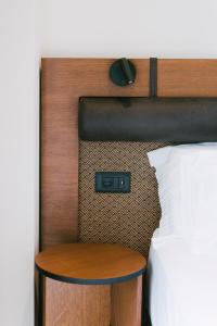 Łóżko lub łóżka w pokoju w obiekcie LAN-GO SIVOTA Luxury Living
