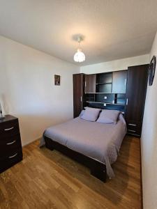 Postel nebo postele na pokoji v ubytování Pontaillac 200 m de la plage