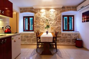 Cucina o angolo cottura di House Sandra 2
