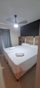 Ένα ή περισσότερα κρεβάτια σε δωμάτιο στο Bellísimo apartamento