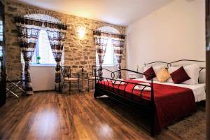 Posteľ alebo postele v izbe v ubytovaní Grand Bedroom Aptm Palace Top Location
