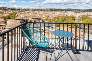 Balkoni atau teres di Aix Rooftop Appartement Luxe T2 - hypercentre Rotonde - Terrasse - Vue - Parking
