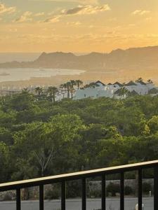 Φωτογραφία από το άλμπουμ του Viva Nautica Solaria 2 BR condo with sea view, 2 pools, hot tub σε Cabo San Lucas