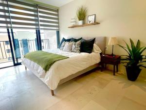 Φωτογραφία από το άλμπουμ του Viva Nautica Solaria 2 BR condo with sea view, 2 pools, hot tub σε Cabo San Lucas