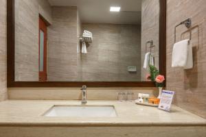 A bathroom at Hotel Tibet