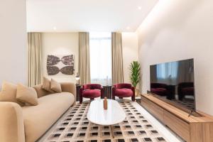TV a/nebo společenská místnost v ubytování Amber Hospitality - Al Qairawan