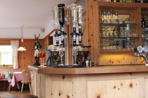 Hotel Am Reschensee酒廊或酒吧区