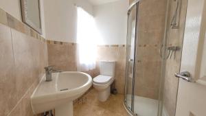 Ένα μπάνιο στο Alba House, York +25 φωτογραφίες