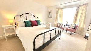 Ένα ή περισσότερα κρεβάτια σε δωμάτιο στο Alba House, York