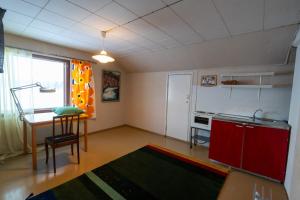 Η κουζίνα ή μικρή κουζίνα στο Beekeepers House +14 φωτογραφίες
