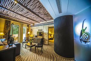 Posedenie v ubytovaní Bambara Hotel