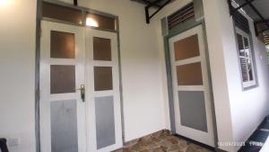 Fotografie z fotogalerie ubytování Green House, Upstairs Apartment v destinaci Madihe East