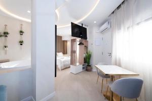 TV/trung tâm giải trí tại MALAGA BOUTIQUE V.V LUXURY JACUZZY