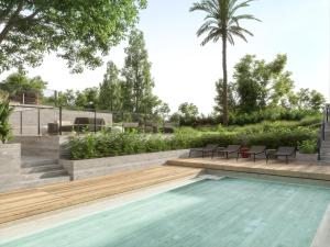 熱那亞的住宿－Capitolo Riviera，一个带椅子的游泳池,并种植了棕榈树