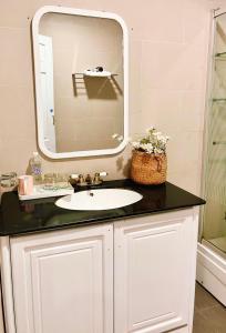 Ένα μπάνιο στο LaLa Villa Hue +13 φωτογραφίες