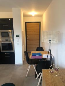 Photo de la galerie de l'établissement T1 de standing avec vue, à Corte