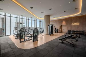 Fitness centrum a/nebo fitness zařízení v ubytování A La Carte Ha Long Bay Managed by Anstay