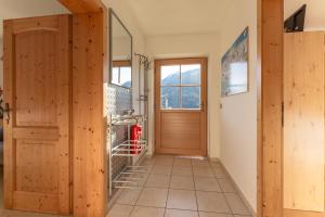 A kitchen or kitchenette at Haus Diamant by Schladming-Appartements