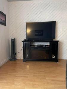 Een TV en/of entertainmentcenter bij Chalet Pakingan
